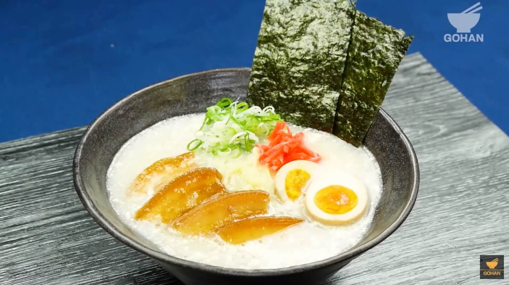 簡単レシピ 塩とんこつラーメン の作り方 簡単男飯レシピ 作り方 Gohan