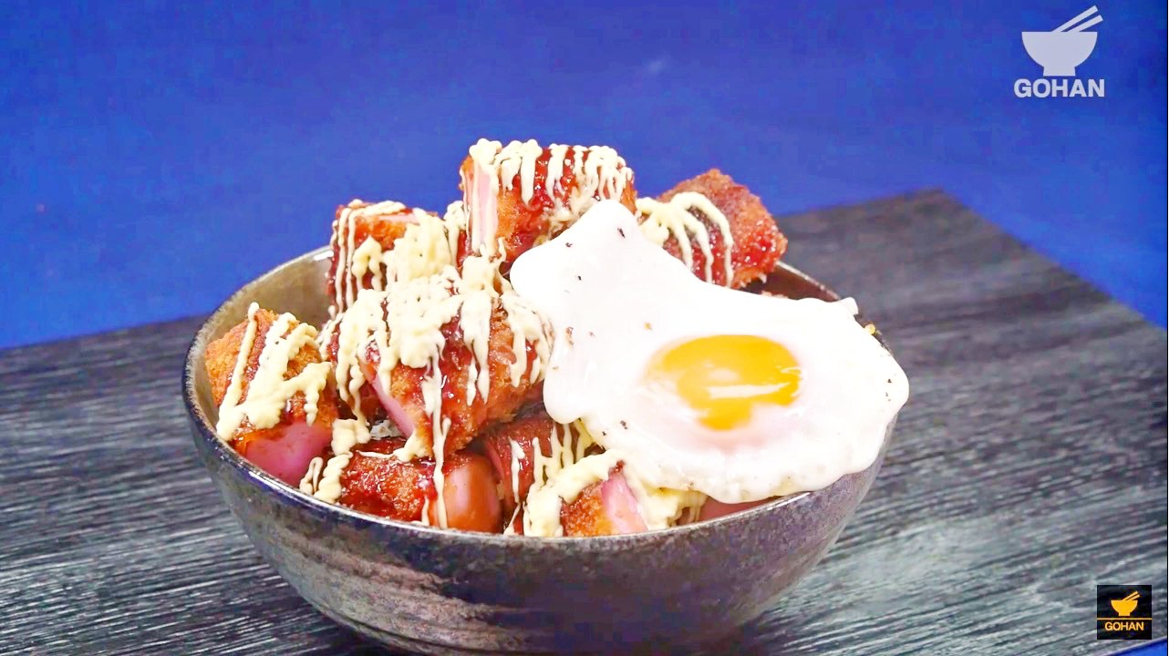 簡単レシピ 兄ちゃん喜ぶ 魚肉ソーセージマヨソースカツ丼 の作り方 簡単男飯レシピ 作り方 Gohan