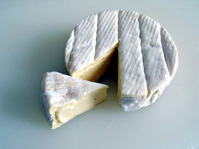 Wikipediaのカマンベールチーズ